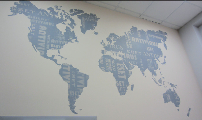 Роспись стен в офисе компании Eset.Аэрография на стенах.